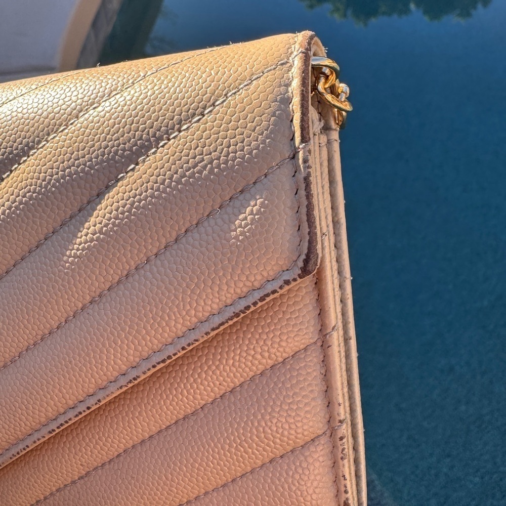 Yves Saint Laurent Cream Quilted Clutch with Gold Chain - Picture 7 of 15